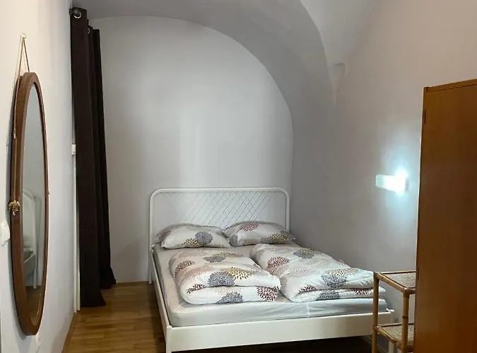 Vintage Charm * Lubiana